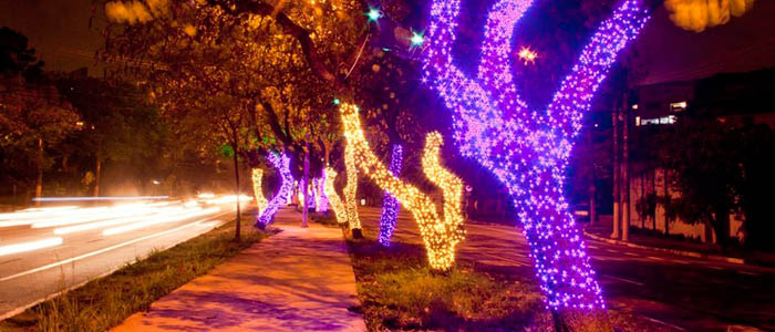 Natal Iluminado tem atrações por toda a cidade
