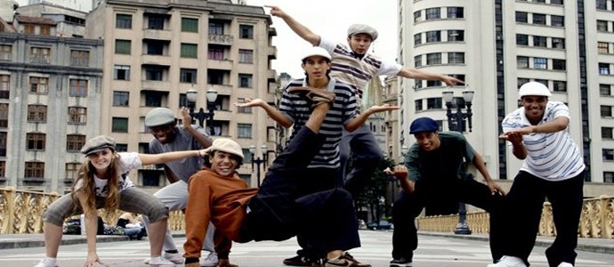 Grupo Chemical Funk e o locking, a dança tradicional do Funk