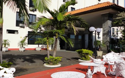 Hotel Dan Inn Araraquara tem boas áreas ao ar livre