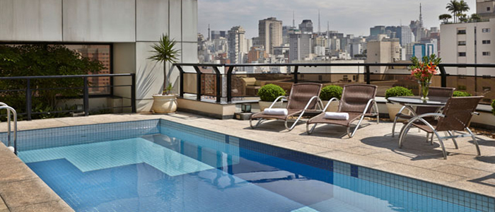 piscina do Transamérica Executive 21st Century