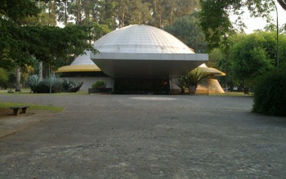 Planetário do Parque Ibirapuera oferece programação para todas as idades