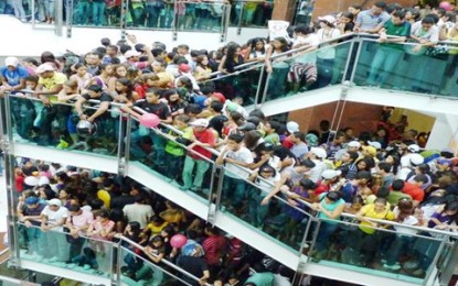‘Rolezinhos’ invadem shoppings e causam polêmica