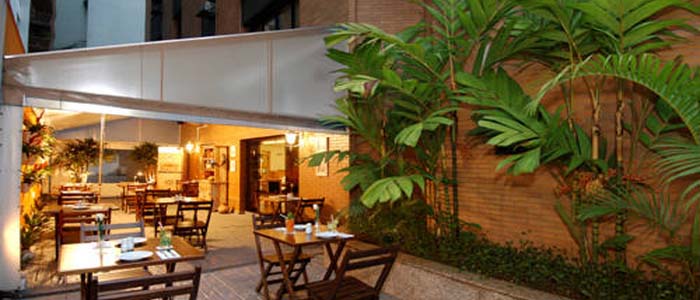 bar gazebo hotel hampton park