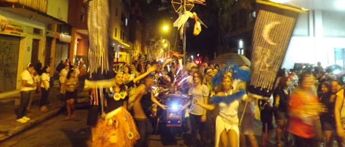 Bloco Lira da Vila desfila na Vila Buarque