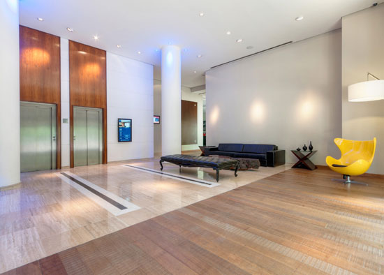 lobby do Hotel Tryp São Paulo Itaim