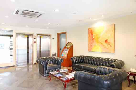 saguão do Hotel Travel Inn Park Avenue