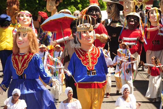 bonecões em Festival da Cultura Paulista Tradicional