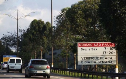 Rodízio de veículos volta a valer em SP