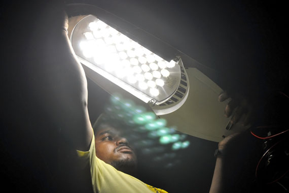 prefeitura abre edital para iluminação pública com LED em São Paulo