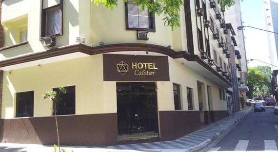 fachada do hotel calstar