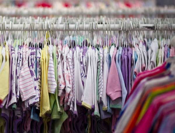 roupas para bebês em feira da gestante bebê e criança