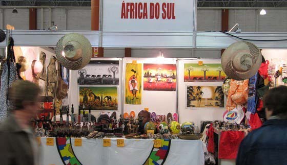 estande da áfrica do sul no art mundi santos