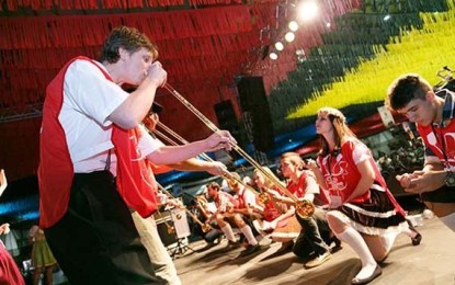 Oktoberfest Blumenau, a maior celebração americana da cultura alemã