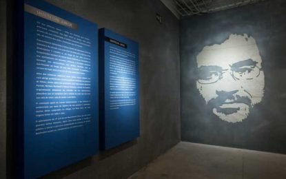 Exposição sobre Renato Russo em cartaz até o fim de janeiro