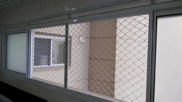 Uma casa mais segura pode evitar acidentes domésticos comuns para crianças e idosos