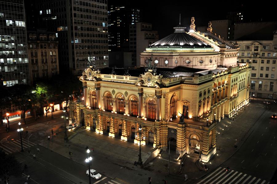 Theatro Municipal de São Paulo: conheça um dos mais belos locais para visitar na cidade