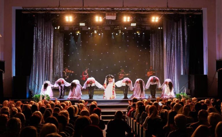 As melhores peças de teatro em cartaz em São Paulo para você assistir em dezembro!